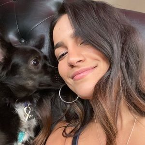 Meet your Posher, Adriana